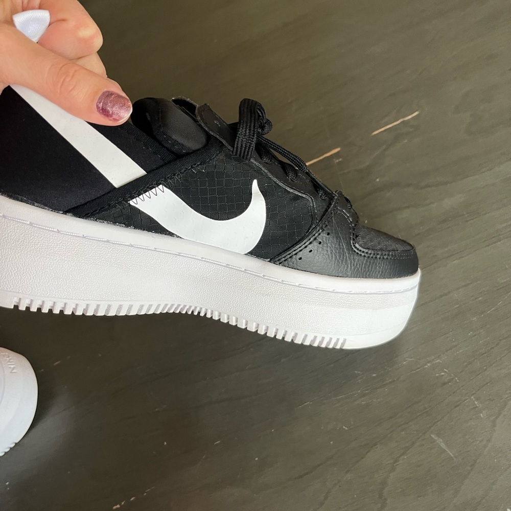 Nike Platform tennis shoes - Picture 7 of 11